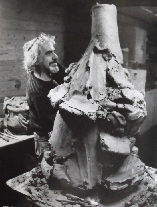 Peter Voulkos˵áֿ˹