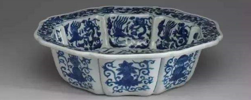 明万历青花瓷底部特征