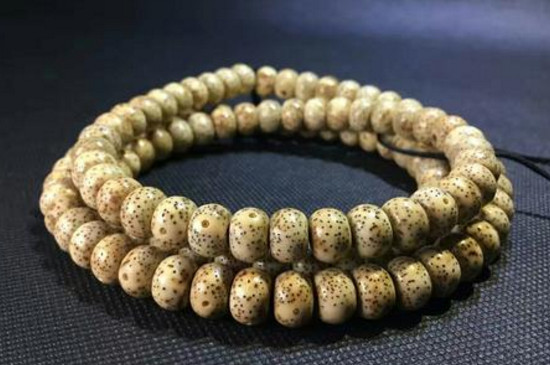 星月菩提为什么发黄