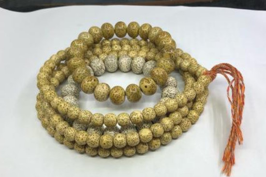 鸡油黄星月菩提如何盘