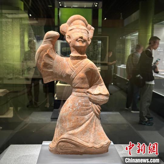 赸Ӷ ´ 